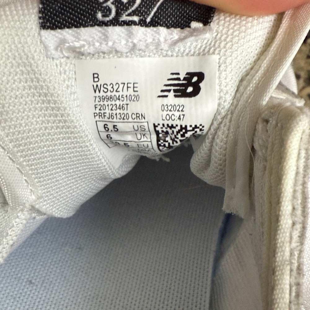 New Balance 327 Sneakers - Picture 7 of 7